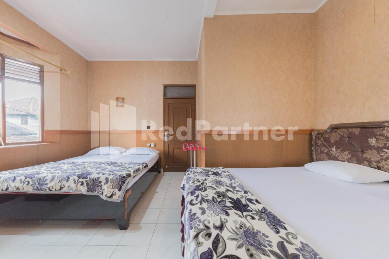 Orange Home Syariah Sukajadi Бандунг Экстерьер фото